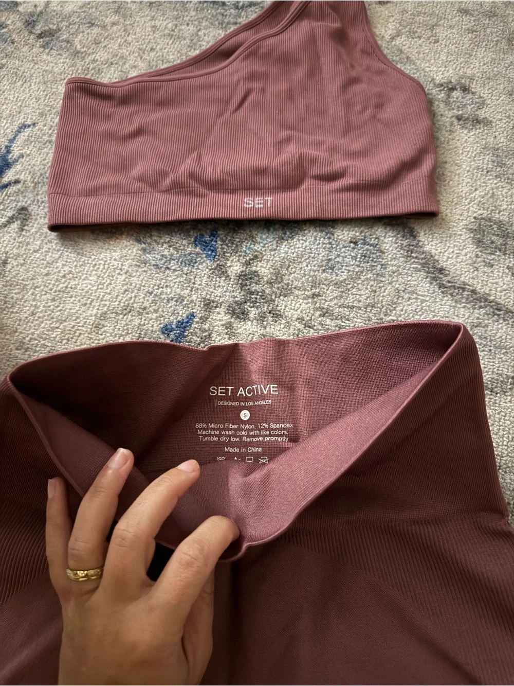 Set Active Seamless Ribbed One-Shoulder Active Set - Picture 2 of 3